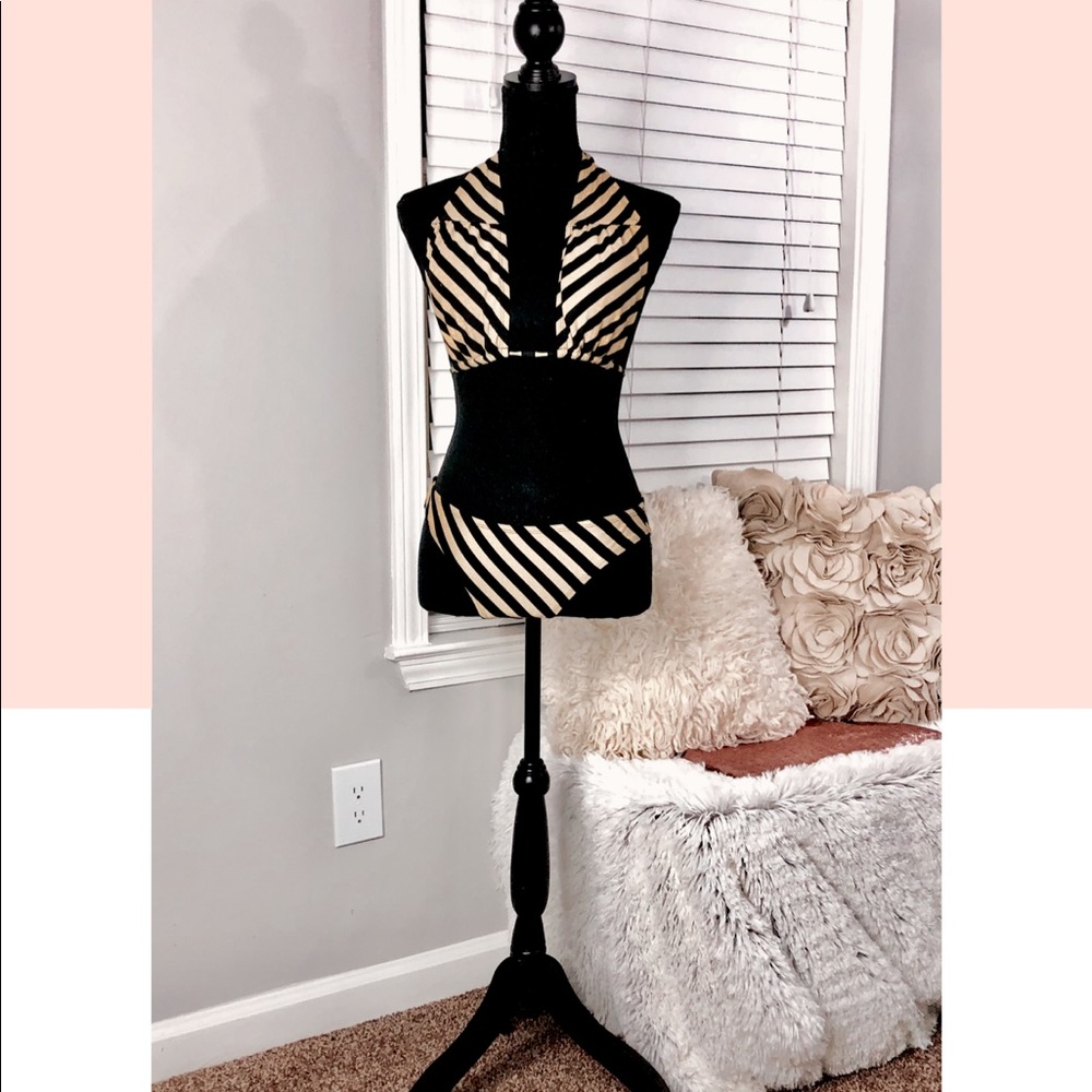 Black & gold swimst